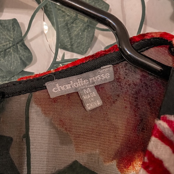 ✰CUTE BLOUSE - Picture 2 of 3